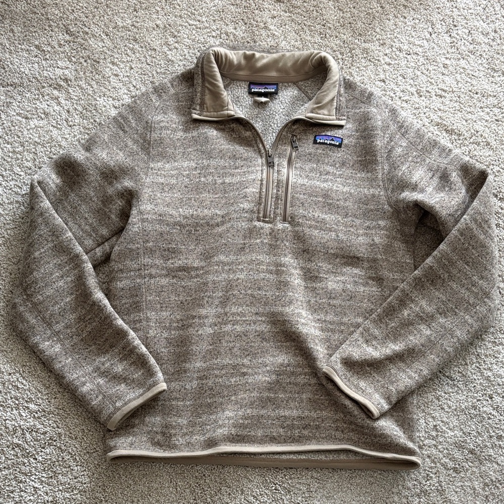 Patagonia Men's Beige Zip-Up Sweater size small